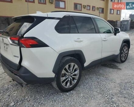 Білий Тойота РАВ 4, об'ємом двигуна 2.49 л та пробігом 143 тис. км за 9000 $, фото 2 на Automoto.ua