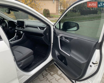 Белый Тойота РАВ 4, объемом двигателя 1.99 л и пробегом 119 тыс. км за 30000 $, фото 25 на Automoto.ua