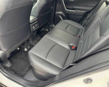 Белый Тойота РАВ 4, объемом двигателя 2.5 л и пробегом 18 тыс. км за 12500 $, фото 10 на Automoto.ua