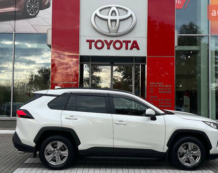Белый Тойота РАВ 4, объемом двигателя 2 л и пробегом 20 тыс. км за 28752 $, фото 16 на Automoto.ua