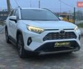 Белый Тойота РАВ 4, объемом двигателя 2 л и пробегом 13 тыс. км за 40000 $, фото 1 на Automoto.ua