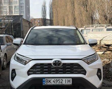 Белый Тойота РАВ 4, объемом двигателя 1.99 л и пробегом 110 тыс. км за 26500 $, фото 1 на Automoto.ua
