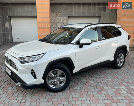 Тойота РАВ 4 2022 в Киеве на Automoto.ua Белый Тойота РАВ 4, объемом двигателя 2 л и пробегом 48 тыс. км за 31800 $, фото 8 на Automoto.ua
