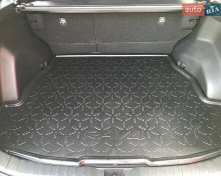 Белый Тойота РАВ 4, объемом двигателя 2.49 л и пробегом 67 тыс. км за 34800 $, фото 42 на Automoto.ua