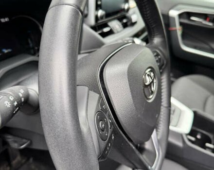 Белый Тойота РАВ 4, объемом двигателя 2.5 л и пробегом 29 тыс. км за 37999 $, фото 3 на Automoto.ua