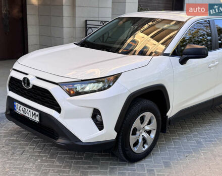 Білий Тойота РАВ 4, об'ємом двигуна 2.5 л та пробігом 98 тис. км за 26900 $, фото 3 на Automoto.ua