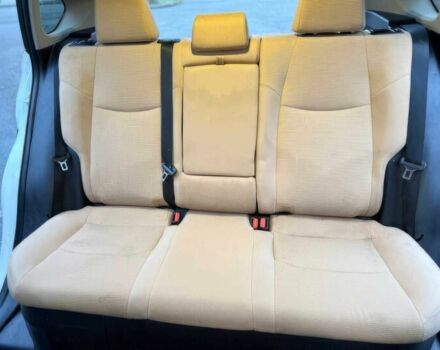 Белый Тойота РАВ 4, объемом двигателя 2.5 л и пробегом 11 тыс. км за 6700 $, фото 10 на Automoto.ua