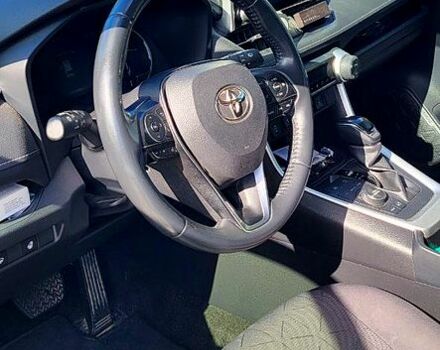 Белый Тойота РАВ 4, объемом двигателя 2 л и пробегом 149 тыс. км за 26500 $, фото 2 на Automoto.ua