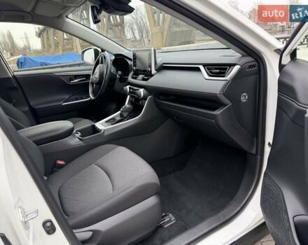 Білий Тойота РАВ 4, об'ємом двигуна 1.99 л та пробігом 25 тис. км за 30500 $, фото 9 на Automoto.ua