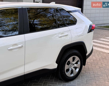 Білий Тойота РАВ 4, об'ємом двигуна 2.5 л та пробігом 98 тис. км за 26900 $, фото 27 на Automoto.ua