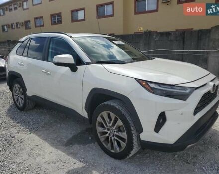 Білий Тойота РАВ 4, об'ємом двигуна 2.49 л та пробігом 143 тис. км за 9000 $, фото 3 на Automoto.ua