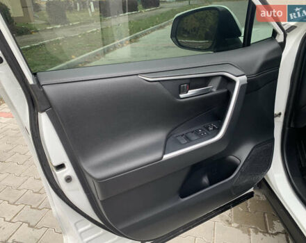 Белый Тойота РАВ 4, объемом двигателя 1.99 л и пробегом 119 тыс. км за 30000 $, фото 21 на Automoto.ua