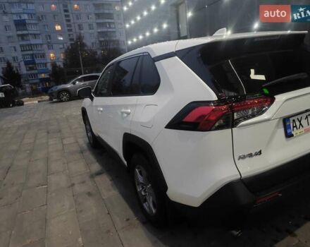 Белый Тойота РАВ 4, объемом двигателя 1.99 л и пробегом 25 тыс. км за 32000 $, фото 8 на Automoto.ua
