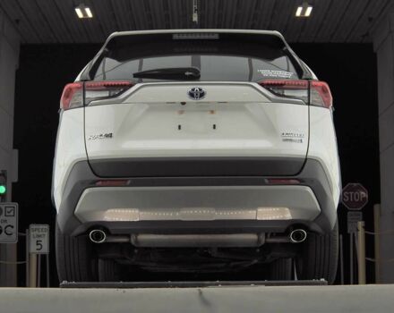 Білий Тойота РАВ 4, об'ємом двигуна 0.25 л та пробігом 28 тис. км за 12400 $, фото 5 на Automoto.ua