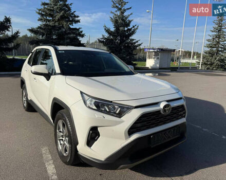 Белый Тойота РАВ 4, объемом двигателя 1.99 л и пробегом 108 тыс. км за 28500 $, фото 2 на Automoto.ua