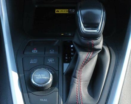 Білий Тойота РАВ 4, об'ємом двигуна 2.5 л та пробігом 20 тис. км за 19200 $, фото 9 на Automoto.ua