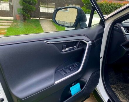 Білий Тойота РАВ 4, об'ємом двигуна 2.5 л та пробігом 37 тис. км за 21100 $, фото 9 на Automoto.ua