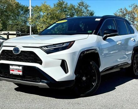 Тойота РАВ 4 2023 в Хмельницком на Automoto.ua Белый Тойота РАВ 4, объемом двигателя 2.5 л и пробегом 12 тыс. км за 15700 $, фото 2 на Automoto.ua