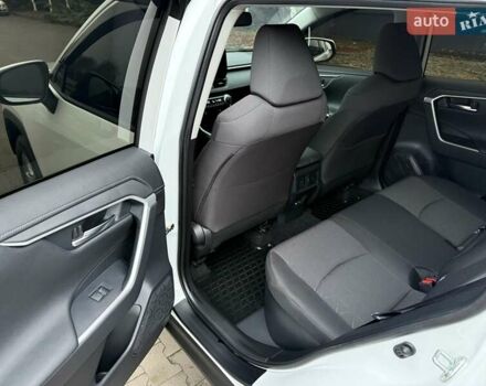 Белый Тойота РАВ 4, объемом двигателя 2.49 л и пробегом 75 тыс. км за 36500 $, фото 29 на Automoto.ua