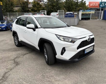 Белый Тойота РАВ 4, объемом двигателя 1.99 л и пробегом 24 тыс. км за 35900 $, фото 1 на Automoto.ua