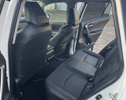 Білий Тойота РАВ 4, об'ємом двигуна 2.5 л та пробігом 59 тис. км за 41000 $, фото 16 на Automoto.ua