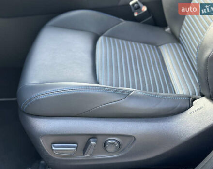 Білий Тойота РАВ 4, об'ємом двигуна 2.49 л та пробігом 36 тис. км за 43750 $, фото 23 на Automoto.ua