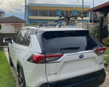 Білий Тойота РАВ 4, об'ємом двигуна 2.5 л та пробігом 37 тис. км за 21100 $, фото 4 на Automoto.ua