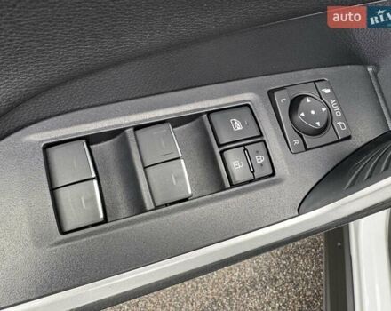 Белый Тойота РАВ 4, объемом двигателя 2.49 л и пробегом 49 тыс. км за 39999 $, фото 50 на Automoto.ua