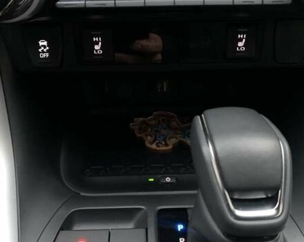 Білий Тойота РАВ 4, об'ємом двигуна 2.49 л та пробігом 75 тис. км за 37900 $, фото 76 на Automoto.ua