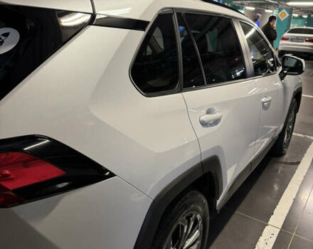 Белый Тойота РАВ 4, объемом двигателя 1.99 л и пробегом 37 тыс. км за 34900 $, фото 8 на Automoto.ua