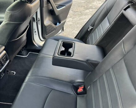 Білий Тойота РАВ 4, об'ємом двигуна 2.5 л та пробігом 59 тис. км за 41000 $, фото 19 на Automoto.ua