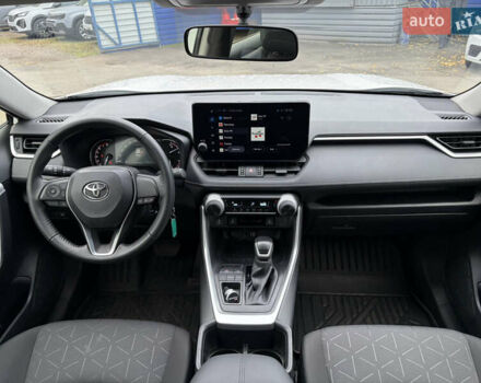 Белый Тойота РАВ 4, объемом двигателя 1.99 л и пробегом 24 тыс. км за 35900 $, фото 10 на Automoto.ua