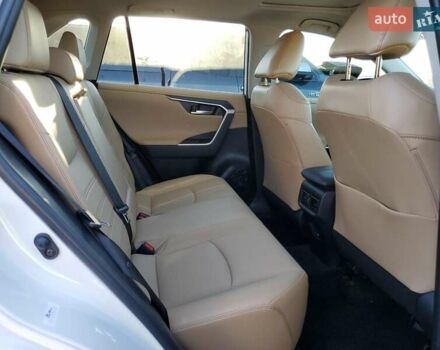 Білий Тойота РАВ 4, об'ємом двигуна 2.49 л та пробігом 57 тис. км за 12700 $, фото 10 на Automoto.ua