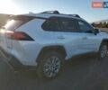 Білий Тойота РАВ 4, об'ємом двигуна 2.49 л та пробігом 57 тис. км за 12700 $, фото 2 на Automoto.ua
