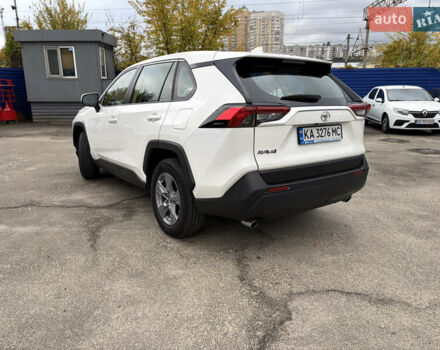 Белый Тойота РАВ 4, объемом двигателя 1.99 л и пробегом 24 тыс. км за 35900 $, фото 4 на Automoto.ua