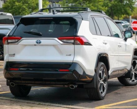 Білий Тойота РАВ 4, об'ємом двигуна 2.5 л та пробігом 19 тис. км за 28000 $, фото 4 на Automoto.ua