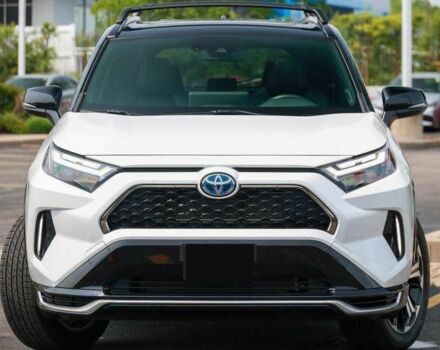 Білий Тойота РАВ 4, об'ємом двигуна 2.5 л та пробігом 19 тис. км за 28000 $, фото 1 на Automoto.ua