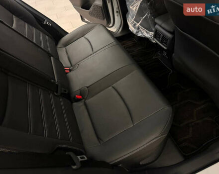 Белый Тойота РАВ 4, объемом двигателя 2.49 л и пробегом 1 тыс. км за 43800 $, фото 20 на Automoto.ua