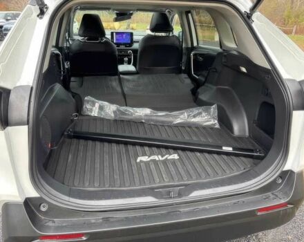 Белый Тойота РАВ 4, объемом двигателя 2.5 л и пробегом 12 тыс. км за 20000 $, фото 13 на Automoto.ua