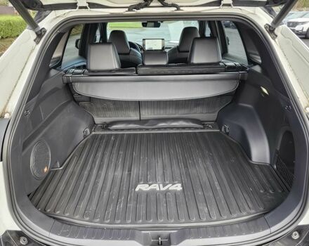 Білий Тойота РАВ 4, об'ємом двигуна 0 л та пробігом 16 тис. км за 12800 $, фото 14 на Automoto.ua