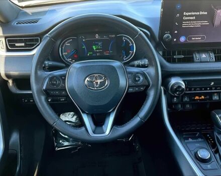 Тойота РАВ 4 2023 в Хмельницком на Automoto.ua Белый Тойота РАВ 4, объемом двигателя 2.5 л и пробегом 12 тыс. км за 15700 $, фото 6 на Automoto.ua