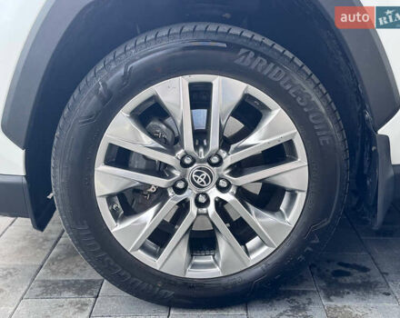 Белый Тойота РАВ 4, объемом двигателя 2.49 л и пробегом 27 тыс. км за 44800 $, фото 24 на Automoto.ua