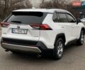Білий Тойота РАВ 4, об'ємом двигуна 2.49 л та пробігом 75 тис. км за 37900 $, фото 6 на Automoto.ua