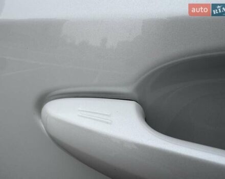 Белый Тойота РАВ 4, объемом двигателя 2.49 л и пробегом 49 тыс. км за 39999 $, фото 13 на Automoto.ua