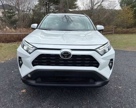 Білий Тойота РАВ 4, об'ємом двигуна 2.5 л та пробігом 30 тис. км за 23200 $, фото 1 на Automoto.ua