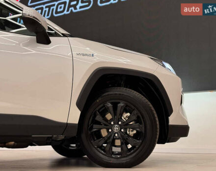 Белый Тойота РАВ 4, объемом двигателя 2.49 л и пробегом 1 тыс. км за 43800 $, фото 3 на Automoto.ua