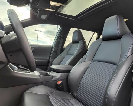 Білий Тойота РАВ 4, об'ємом двигуна 0 л та пробігом 16 тис. км за 12800 $, фото 7 на Automoto.ua