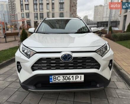 Белый Тойота РАВ 4, объемом двигателя 2.49 л и пробегом 49 тыс. км за 39999 $, фото 4 на Automoto.ua