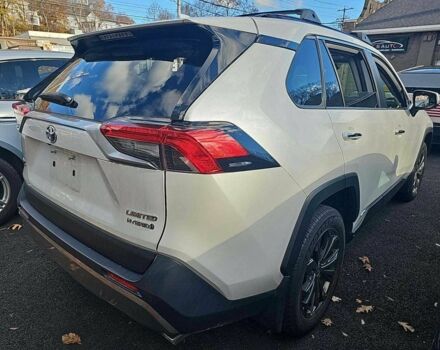 Белый Тойота РАВ 4, объемом двигателя 0 л и пробегом 23 тыс. км за 24900 $, фото 2 на Automoto.ua