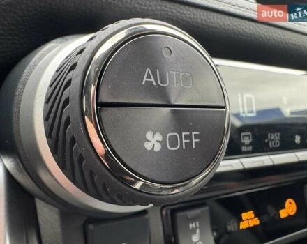 Белый Тойота РАВ 4, объемом двигателя 2.49 л и пробегом 49 тыс. км за 39999 $, фото 53 на Automoto.ua